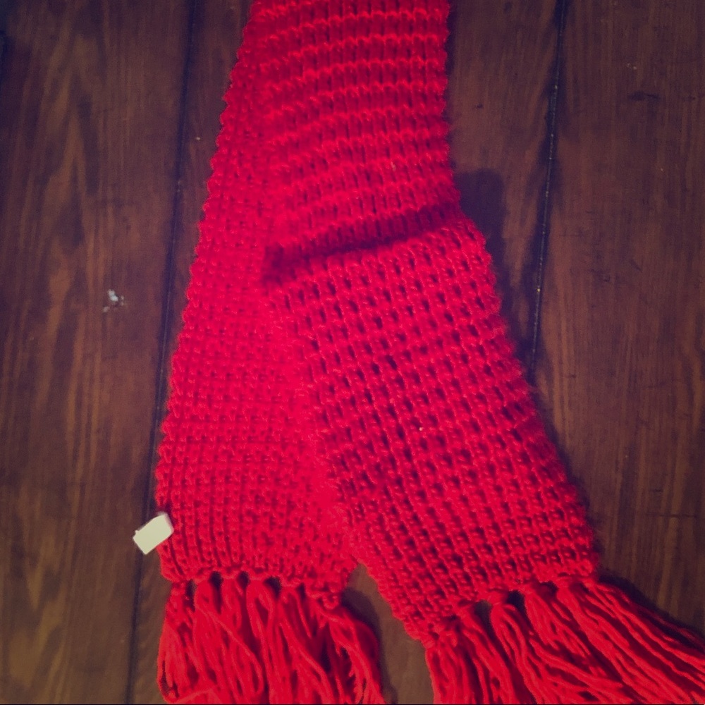 Red cozy scarf